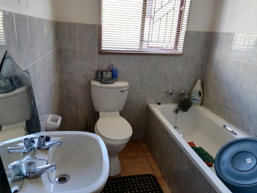 3 Bedroom Property for Sale in Ehrlich Park Free State